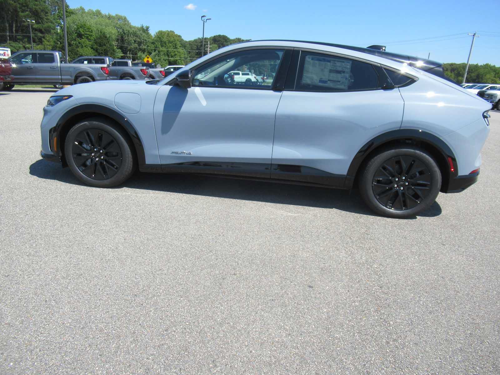 New 2026 Ford Mustang Mach-E Premium w/ Sport Appearance Package AWD/4WD image 8