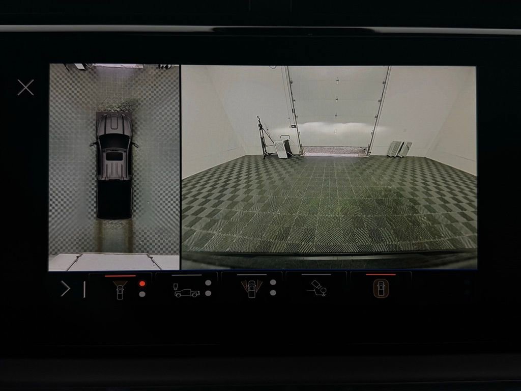 Used 2024 GMC Sierra 2500 Denali Ultimate w/ Max Trailering Package image 4