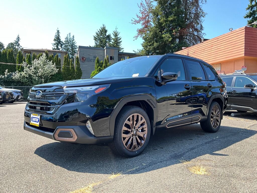Used 2025 Subaru Forester Sport image 2
