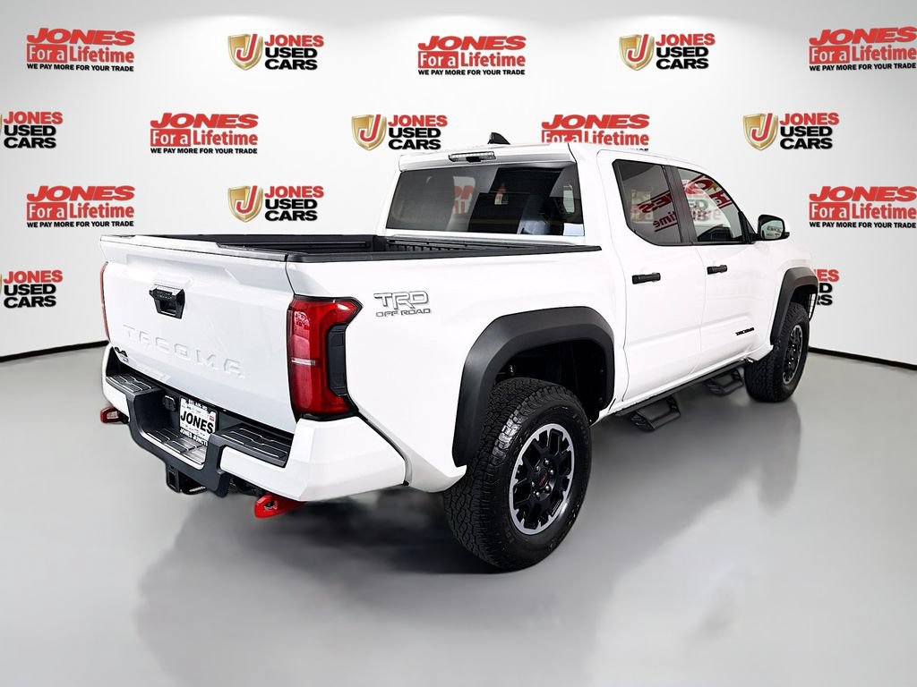 Used 2025 Toyota Tacoma TRD Off-Road AWD/4WD image 18