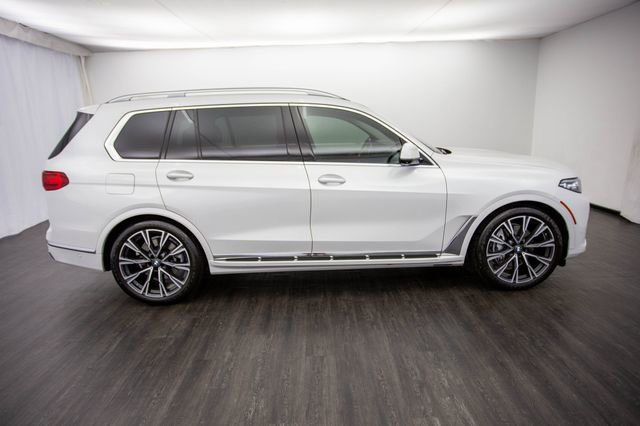 Used 2020 BMW X7 xDrive40i w/ Executive Package image 6