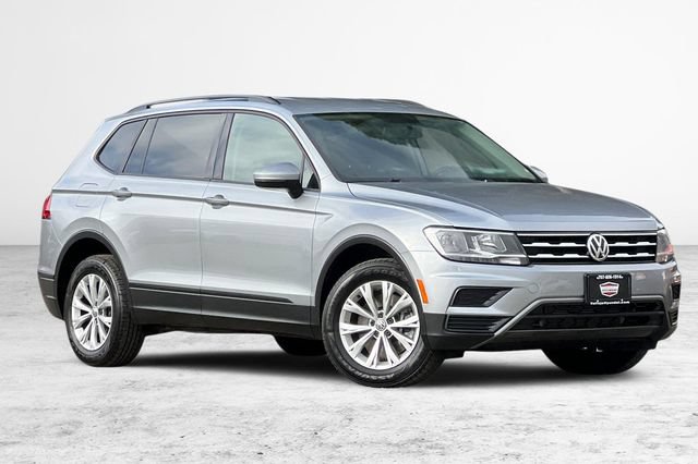 Used 2019 Volkswagen Tiguan S w/ Driver Assistance Package FWD image 2