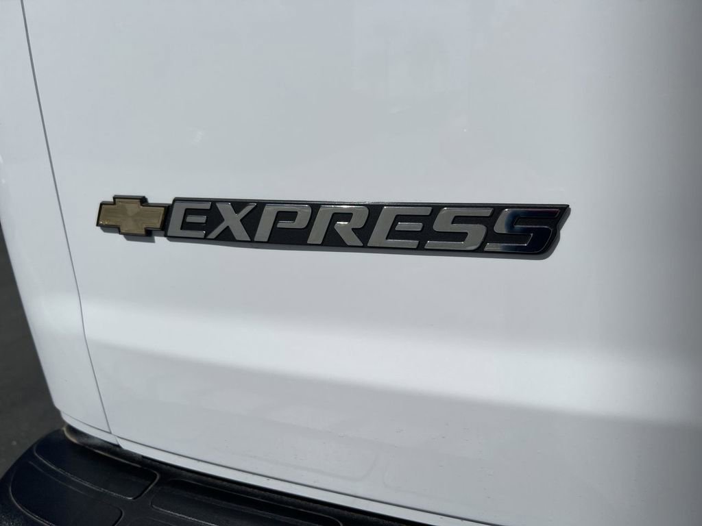 New 2025 Chevrolet Express 2500 w/ Driver Convenience Package image 29
