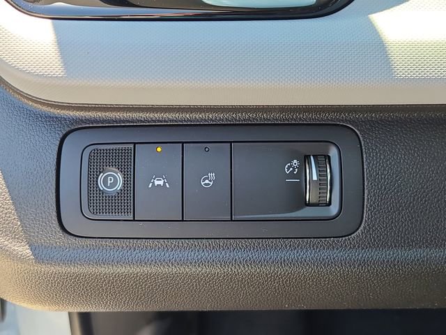 New 2027 Chevrolet Bolt LT w/ Comfort Package FWD image 21