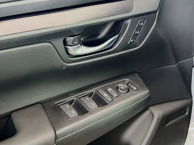 Used 2025 Honda CR-V Sport-L image 16