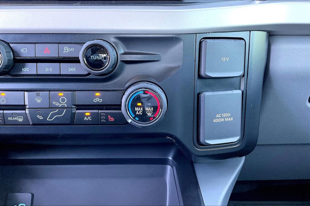 New 2026 Ford F250 XLT w/ XLT Premium Package image 19