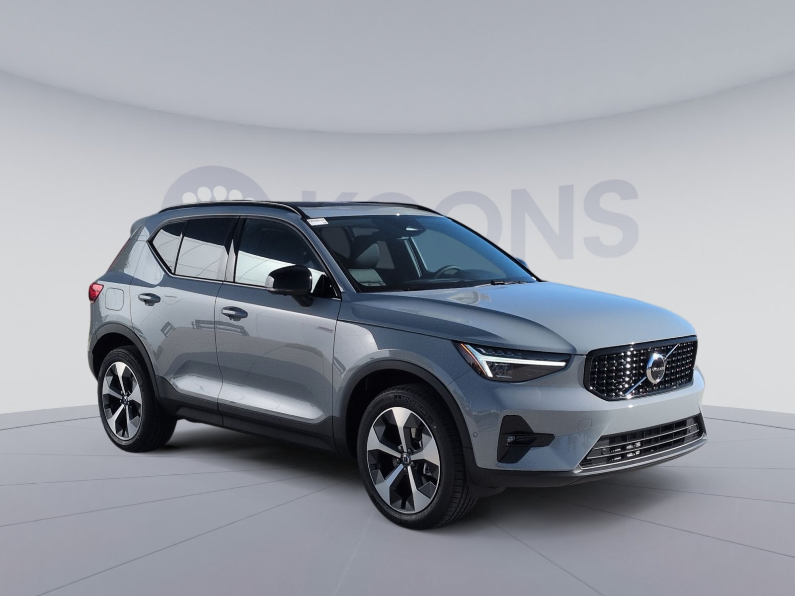 New 2026 Volvo XC40 B5 Plus w/ Protection Package Premier AWD/4WD image 2