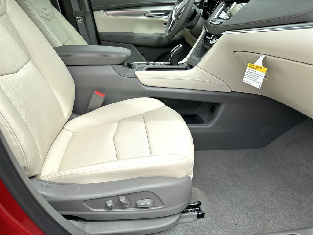 New 2026 Cadillac XT5 Premium Luxury w/ Driver Assist Package FWD image 36