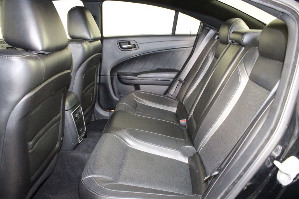 Used 2022 Dodge Charger SXT image 11