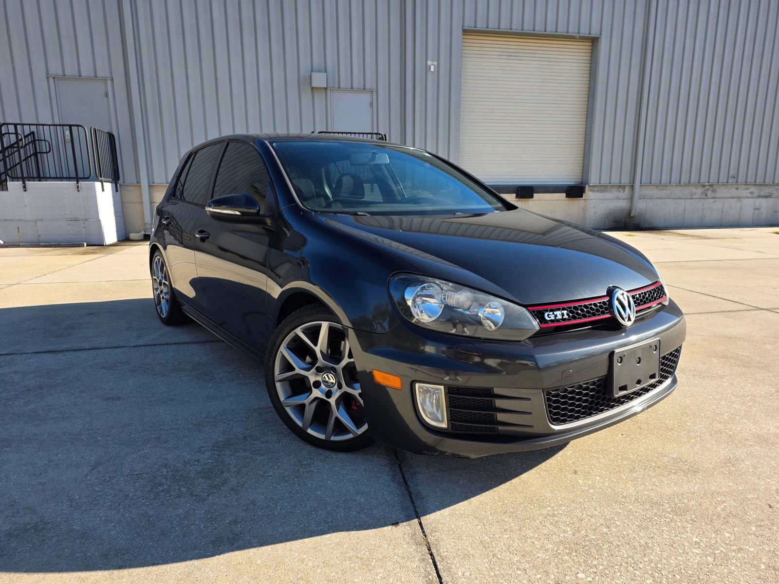 Used 2014 Volkswagen GTI Wolfsburg Edition image 2