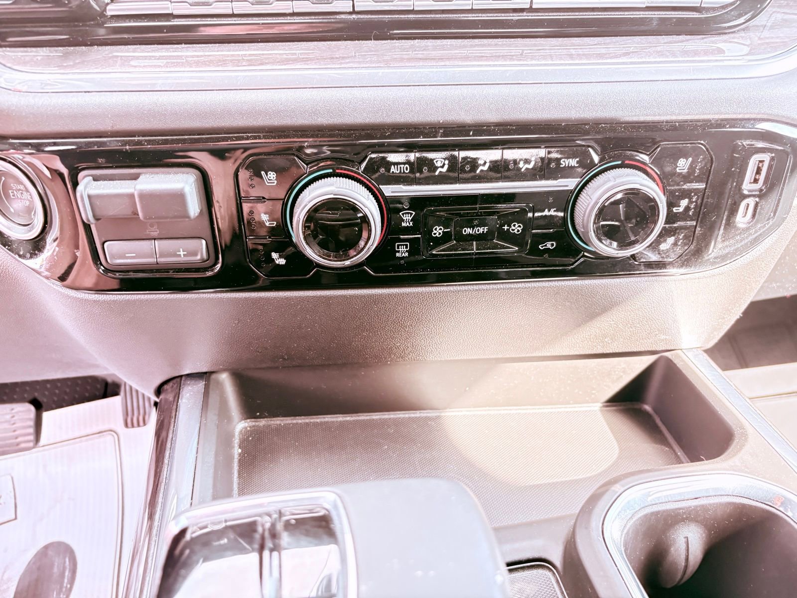 Used 2023 Chevrolet Silverado 1500 LTZ image 25