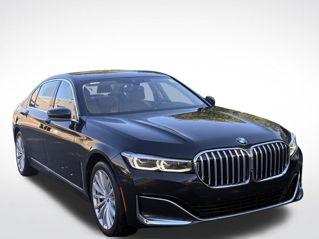 Used 2020 BMW 740i xDrive w/ Premium Package AWD/4WD image 2