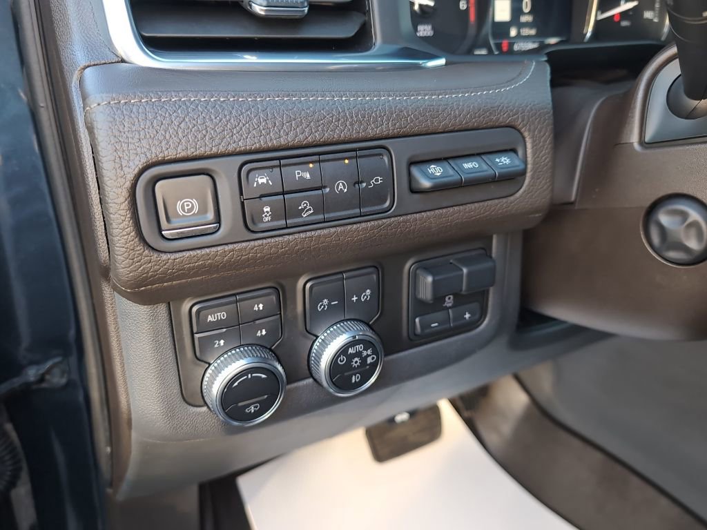 Used 2021 GMC Yukon Denali w/ Denali Ultimate Package image 24