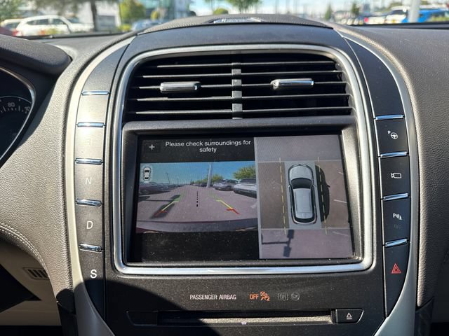 Used 2018 Lincoln MKX Reserve w/ Driver Assistance Package AWD/4WD image 24