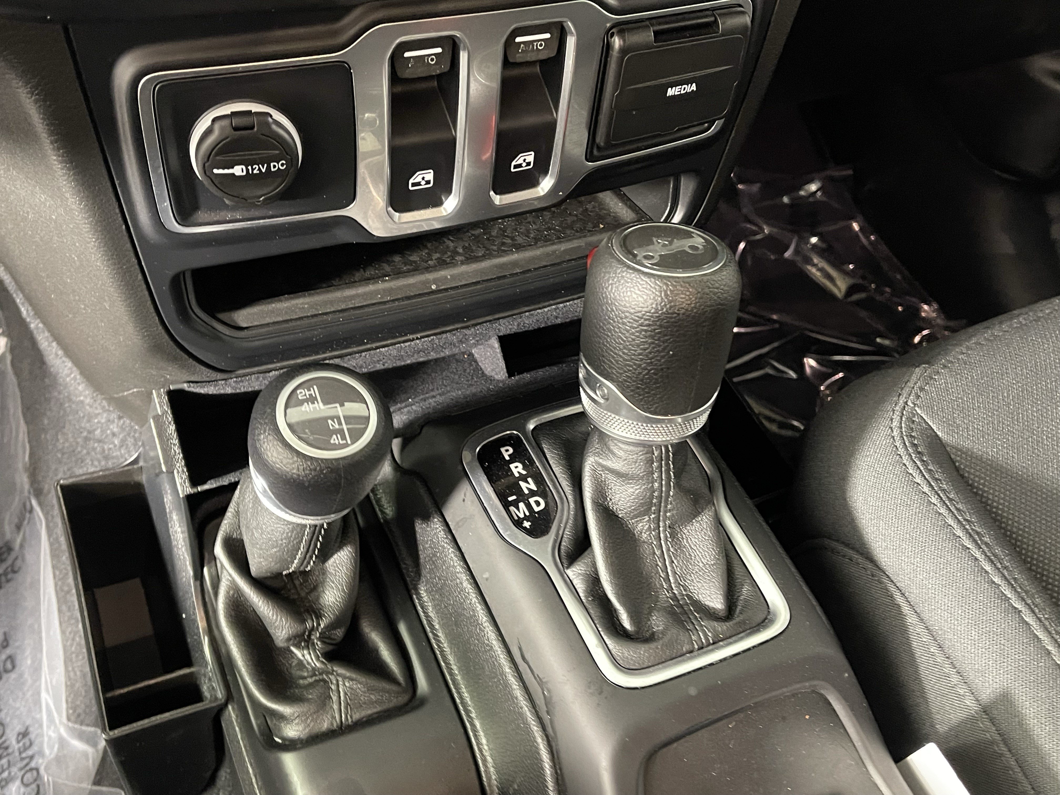 Used 2019 Jeep Wrangler Sport AWD/4WD image 15