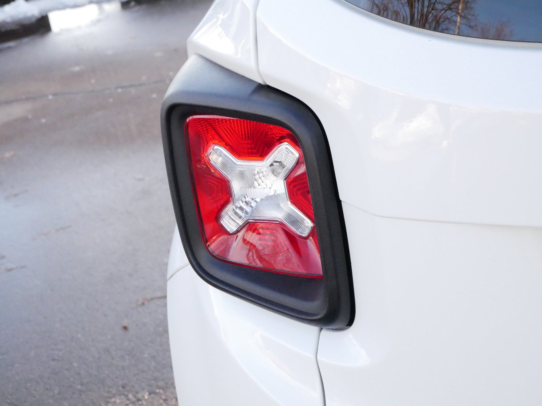 Used 2022 Jeep Renegade Limited image 17