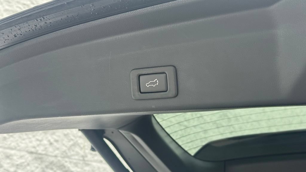 Used 2019 Subaru Ascent Touring w/ Popular Package #3 AWD/4WD image 6