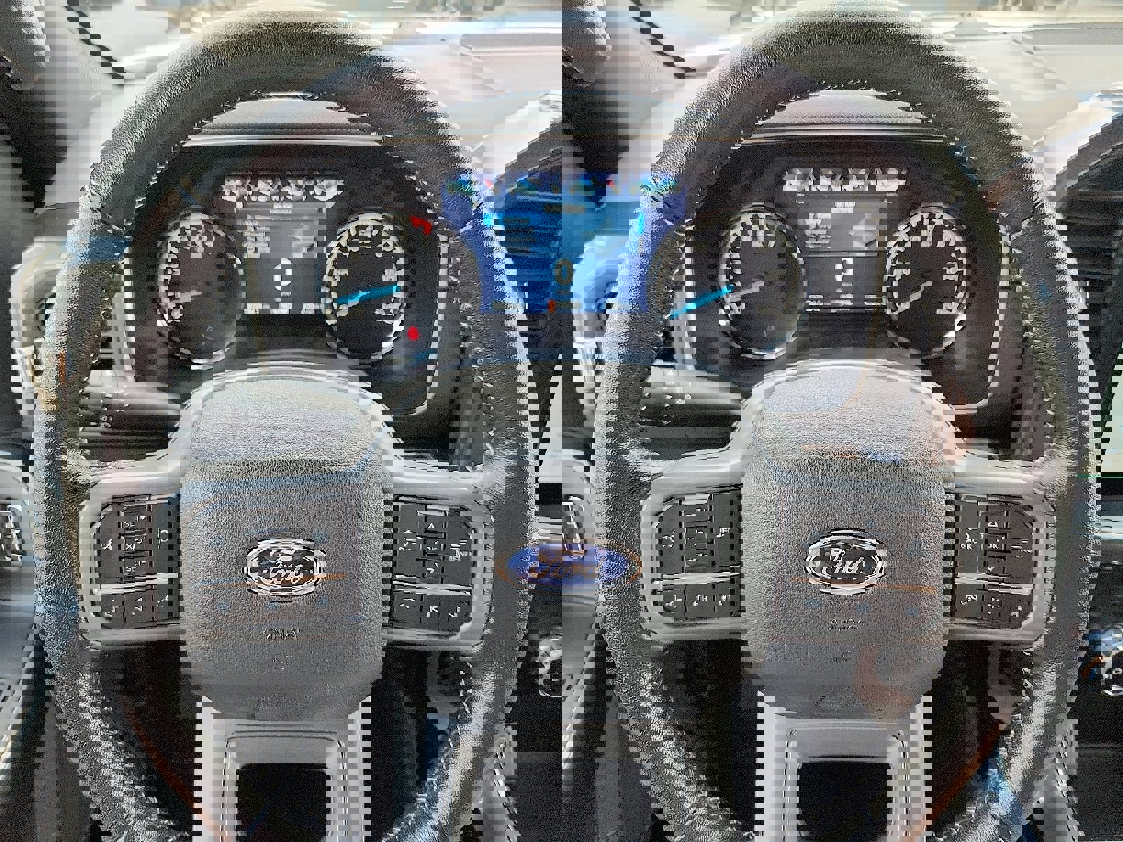 Certified 2022 Ford F150 XLT w/ Equipment Group 302A High image 20