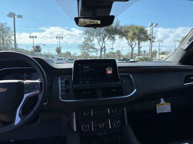 Used 2024 Chevrolet Suburban Premier w/ Premium Package image 12