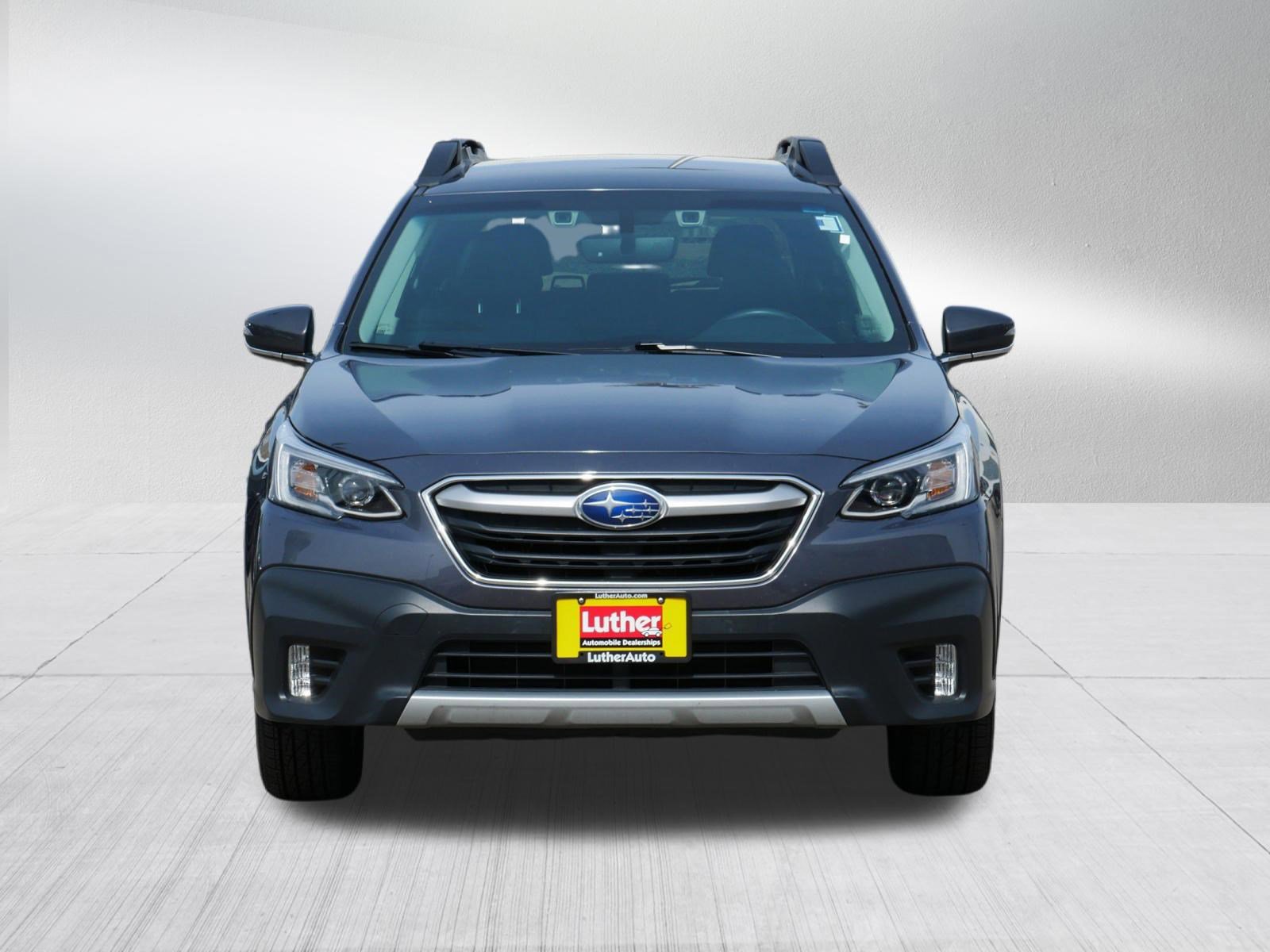 Used 2022 Subaru Outback Limited AWD/4WD image 2