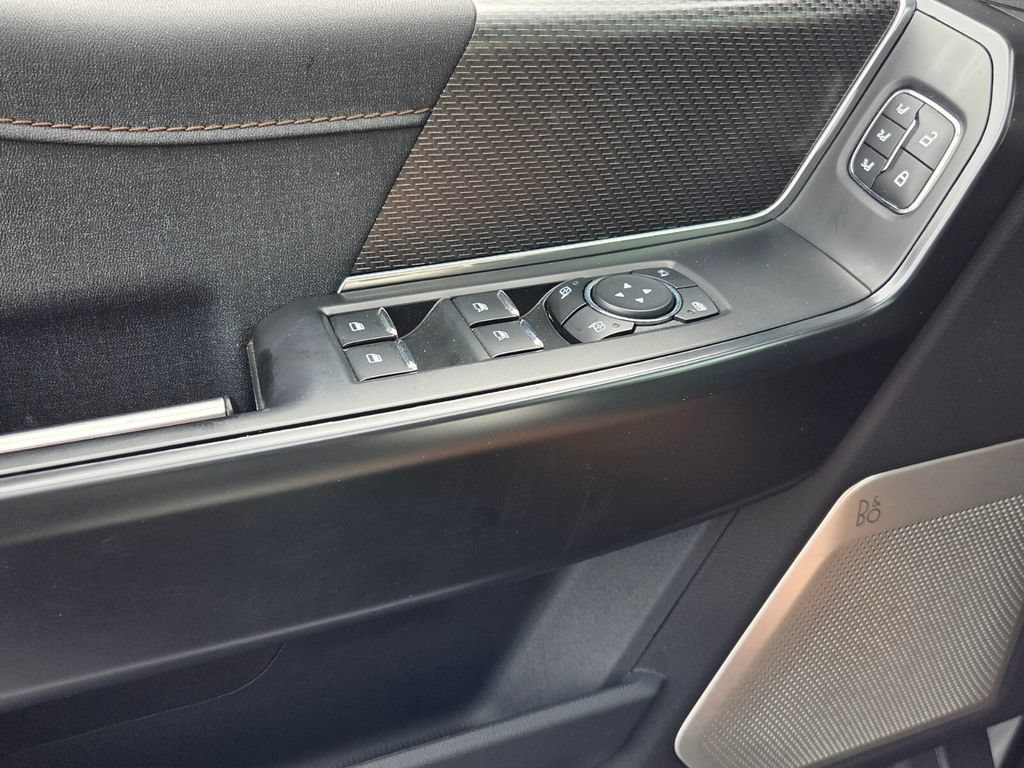Used 2023 Ford F150 Raptor AWD/4WD image 36