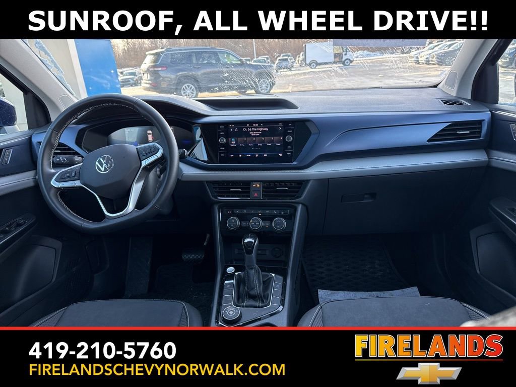 Used 2024 Volkswagen Taos SE w/ Panoramic Sunroof Package image 33