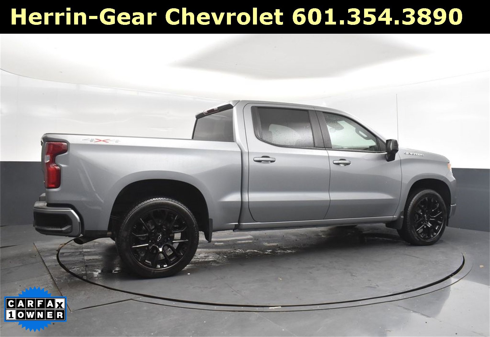 Used 2024 Chevrolet Silverado 1500 RST w/ Protection Package image 8