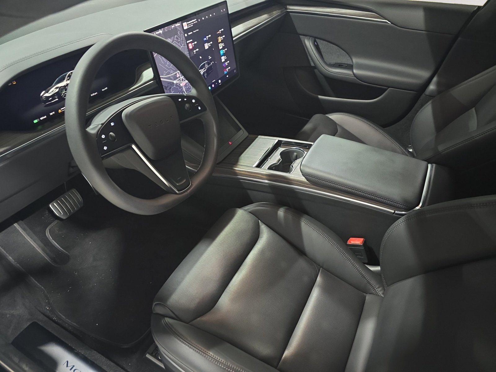 Used 2022 Tesla Model S image 4