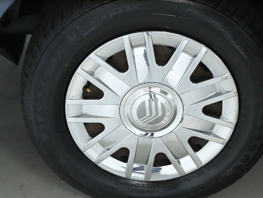 Used 2008 Mercury Grand Marquis GS image 40