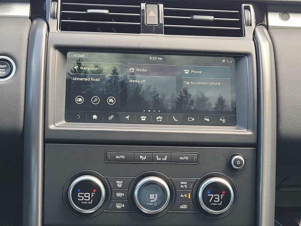 Used 2020 Land Rover Discovery Landmark image 21