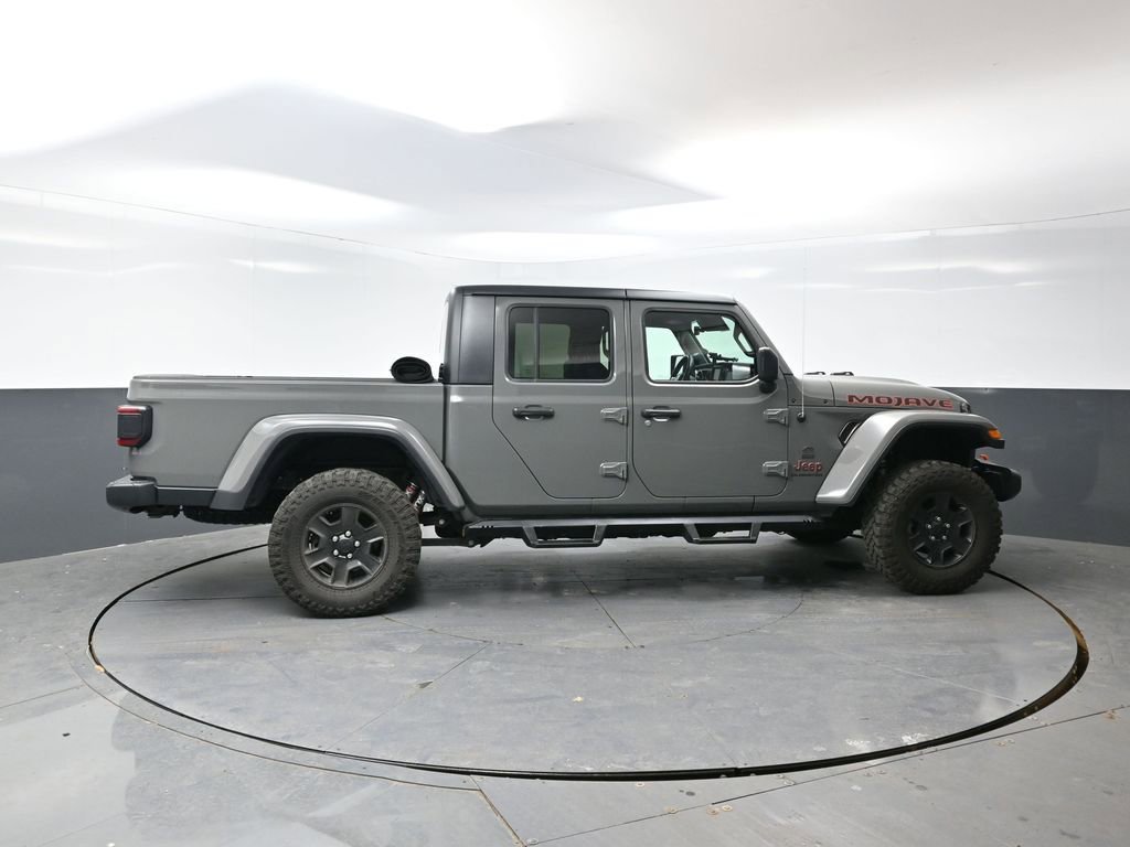 Used 2020 Jeep Gladiator Mojave AWD/4WD image 2