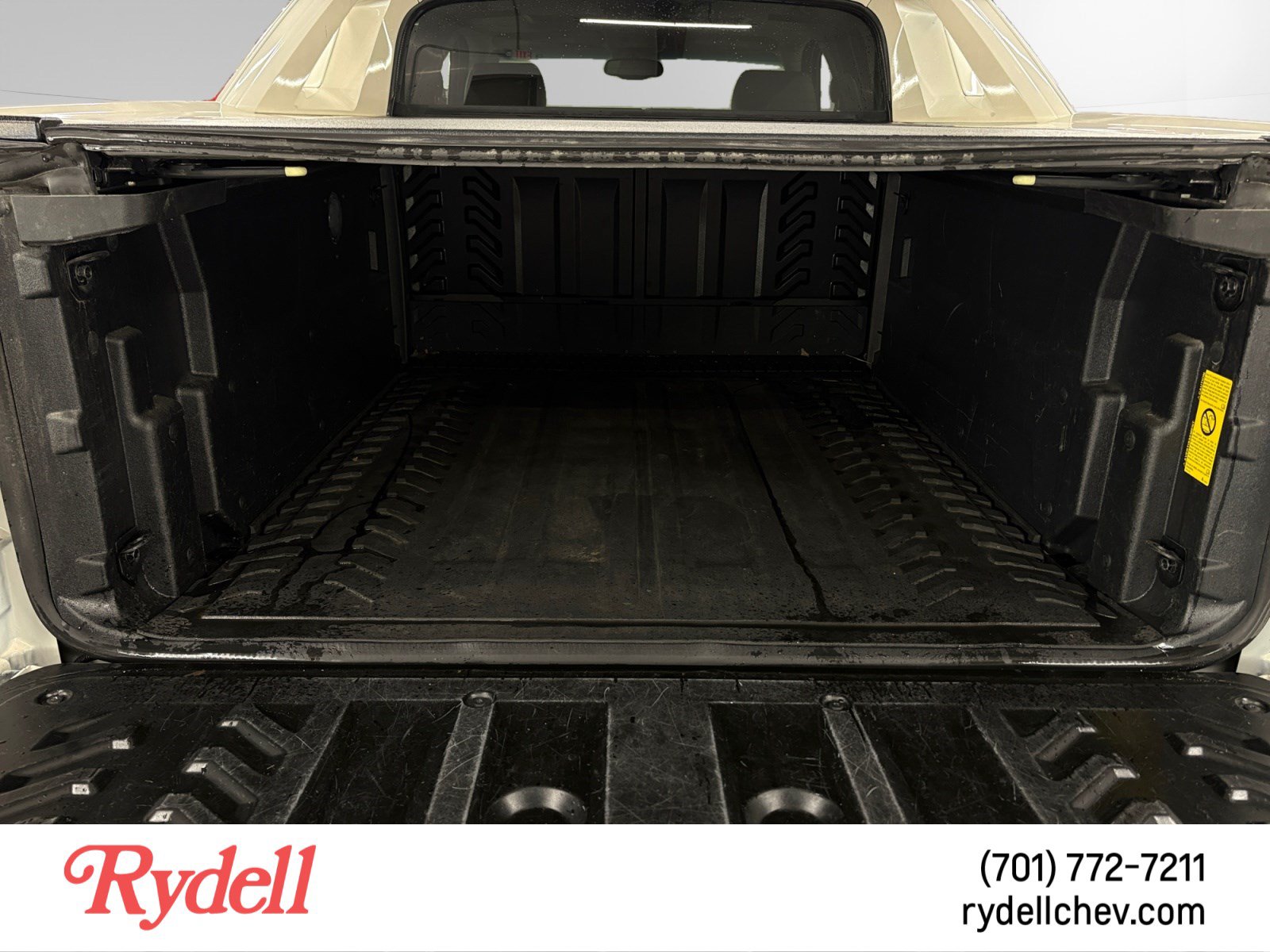 Used 2012 Chevrolet Avalanche LTZ AWD/4WD image 18