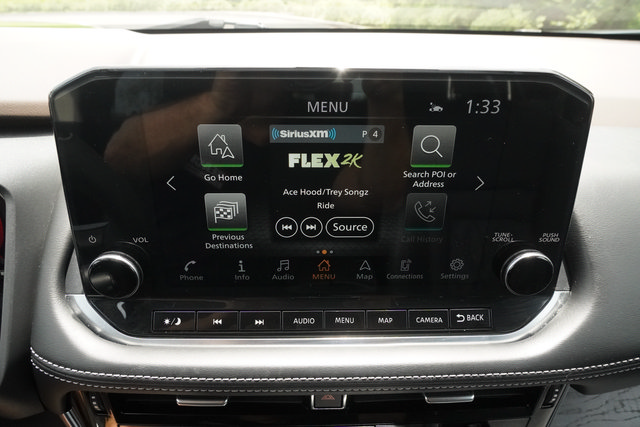 Used 2022 Nissan Rogue Platinum w/ Head-Up Display Package FWD image 16