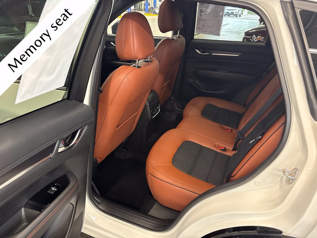 Certified 2024 MAZDA CX-5 Carbon Edition AWD/4WD image 17