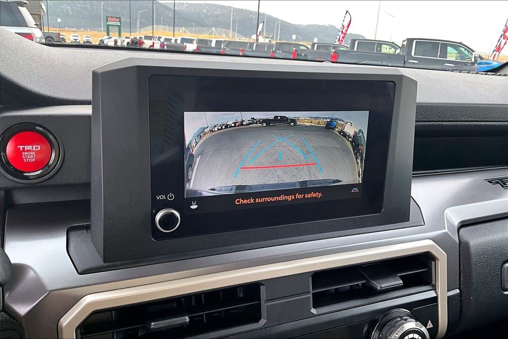 Used 2025 Toyota Tacoma TRD Off-Road image 22