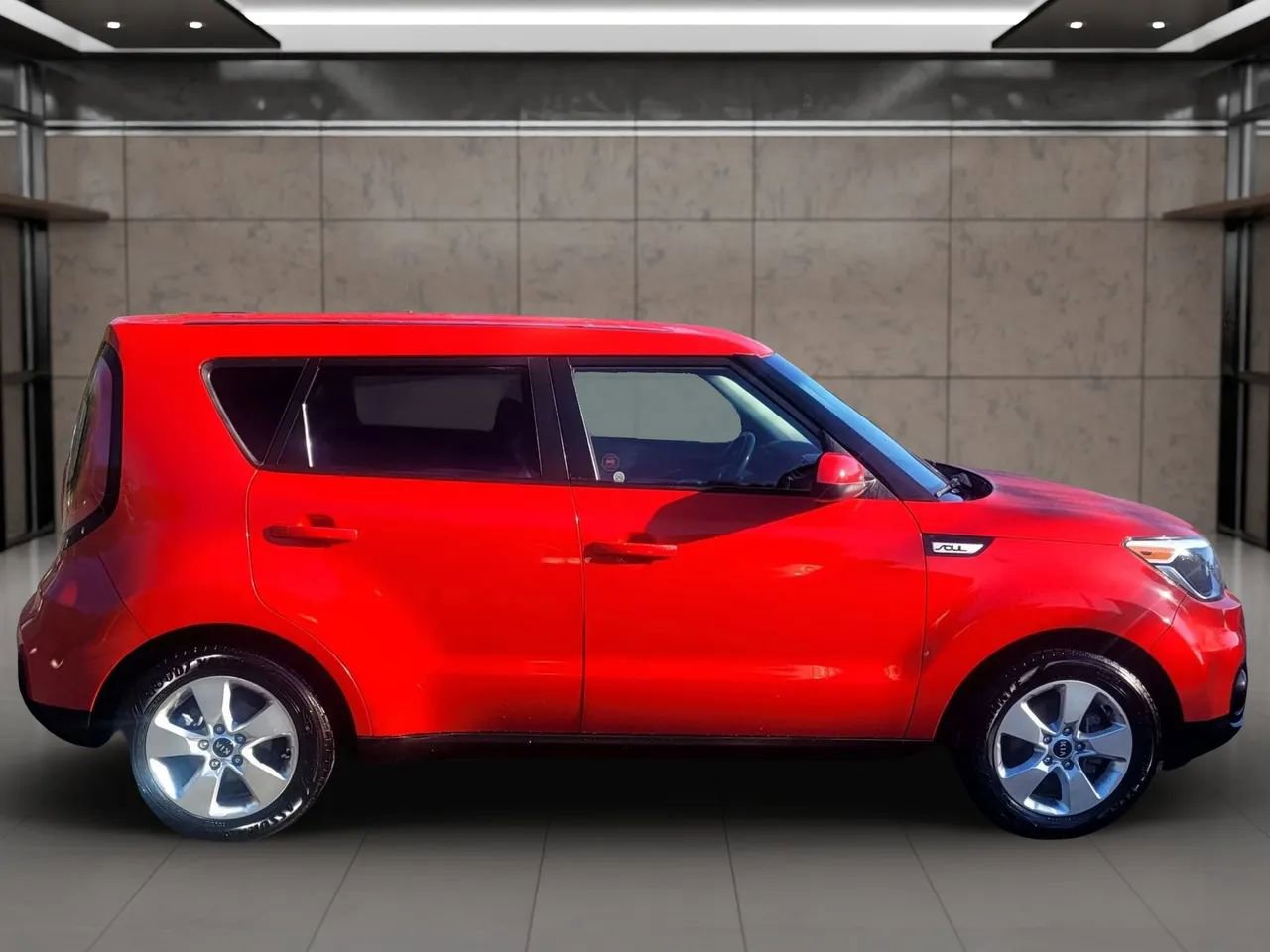 Used 2019 Kia Soul image 6