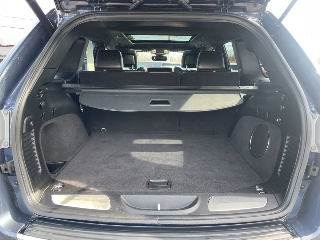 Used 2021 Jeep Grand Cherokee Overland image 38