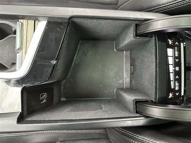 Used 2021 Volvo XC60 T5 Inscription w/ Advanced Package image 21