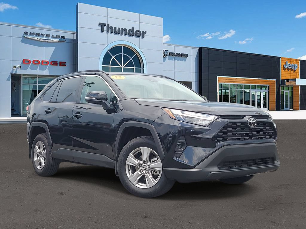 Used 2025 Toyota RAV4 XLE w/ Convenience Package FWD 360° Tour