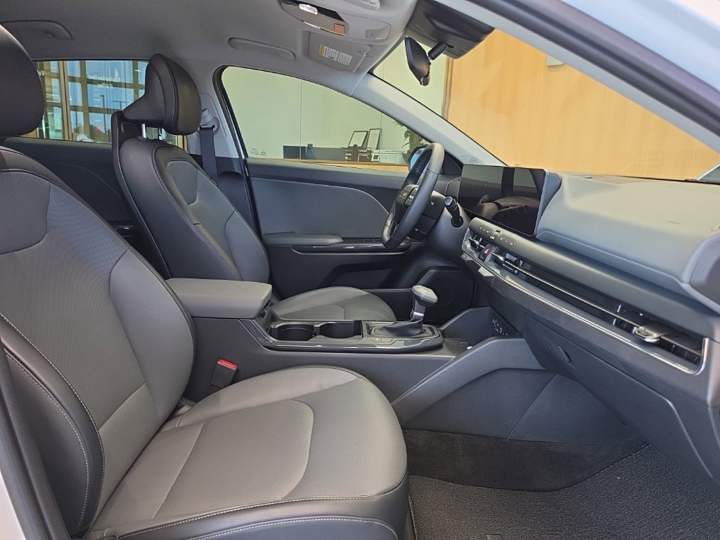 Certified 2026 Kia K4 EX FWD image 49
