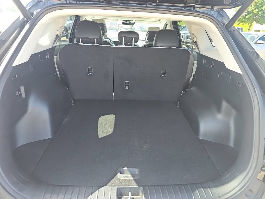 Certified 2025 Kia Sportage EX w/ Premium Package FWD image 24