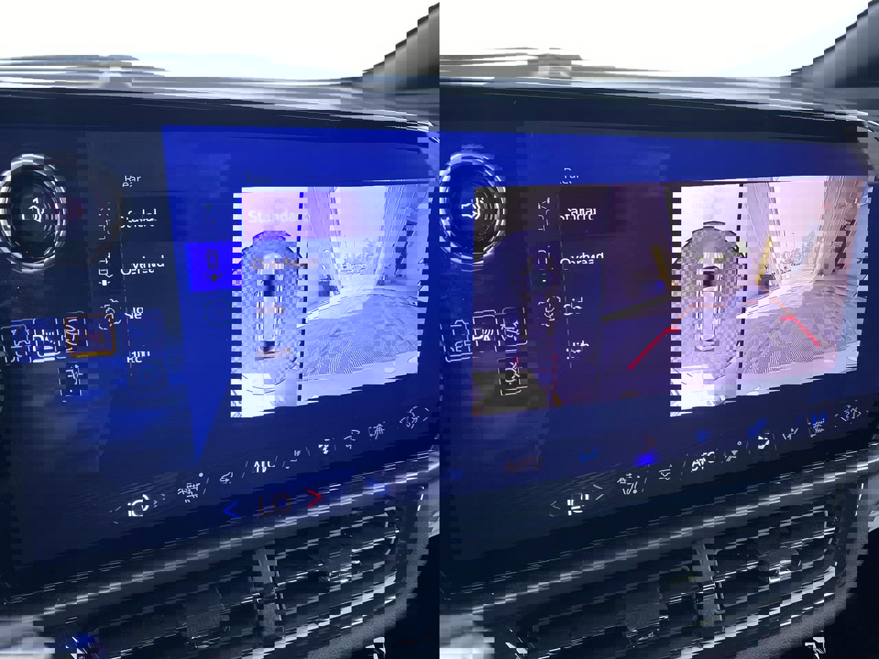 Used 2024 Chevrolet Equinox EV RS image 6