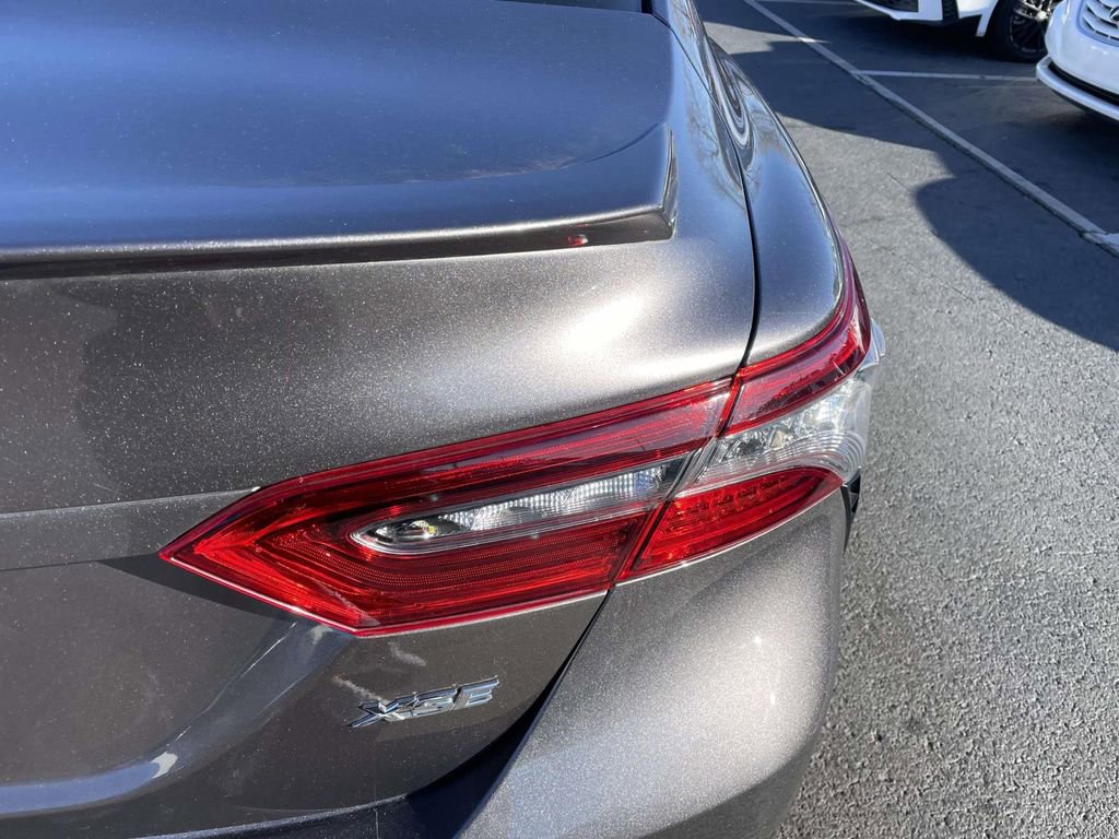 Used 2021 Toyota Camry XSE image 17