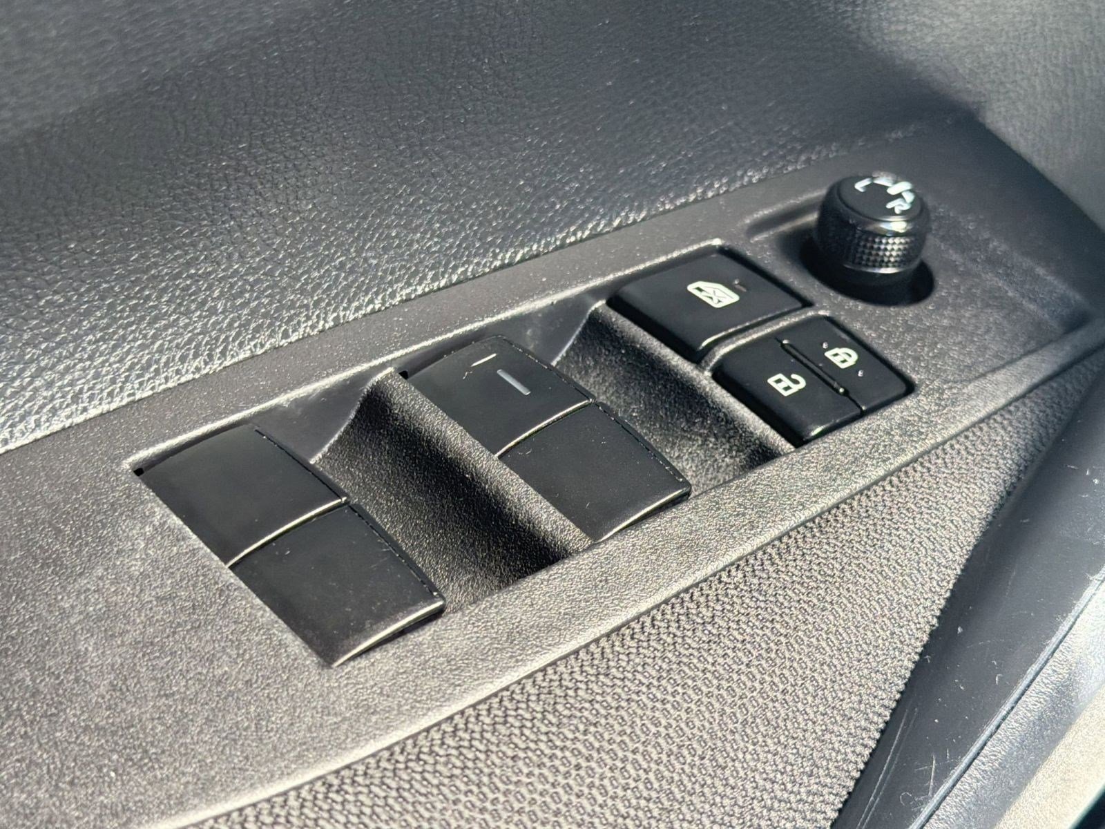 Certified 2025 Toyota Corolla LE FWD image 27