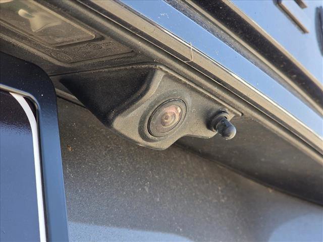 Used 2018 Land Rover Range Rover Velar R-Dynamic HSE image 13