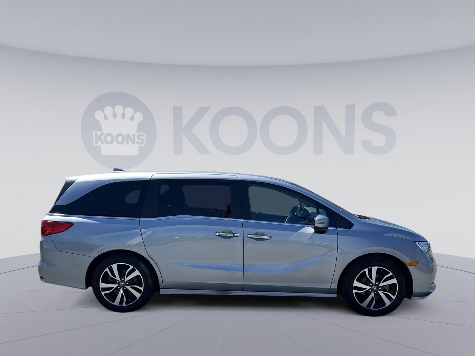 Used 2024 Honda Odyssey Touring image 8
