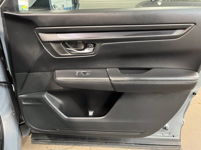 Used 2024 Honda CR-V LX image 11