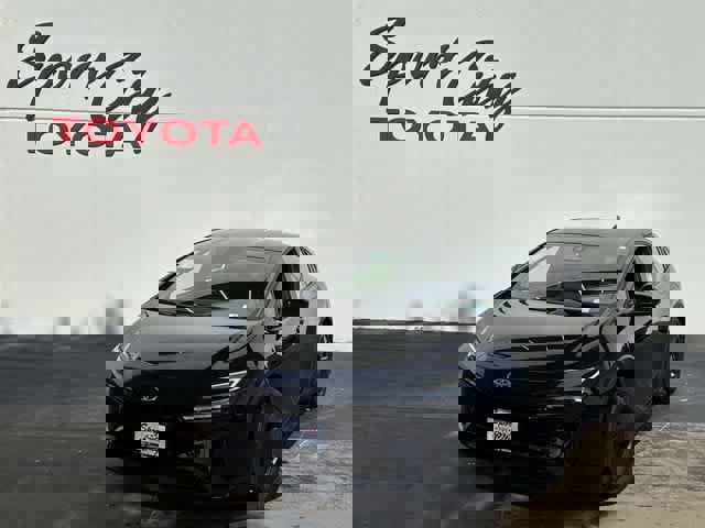 New 2026 Toyota Prius LE FWD image 1