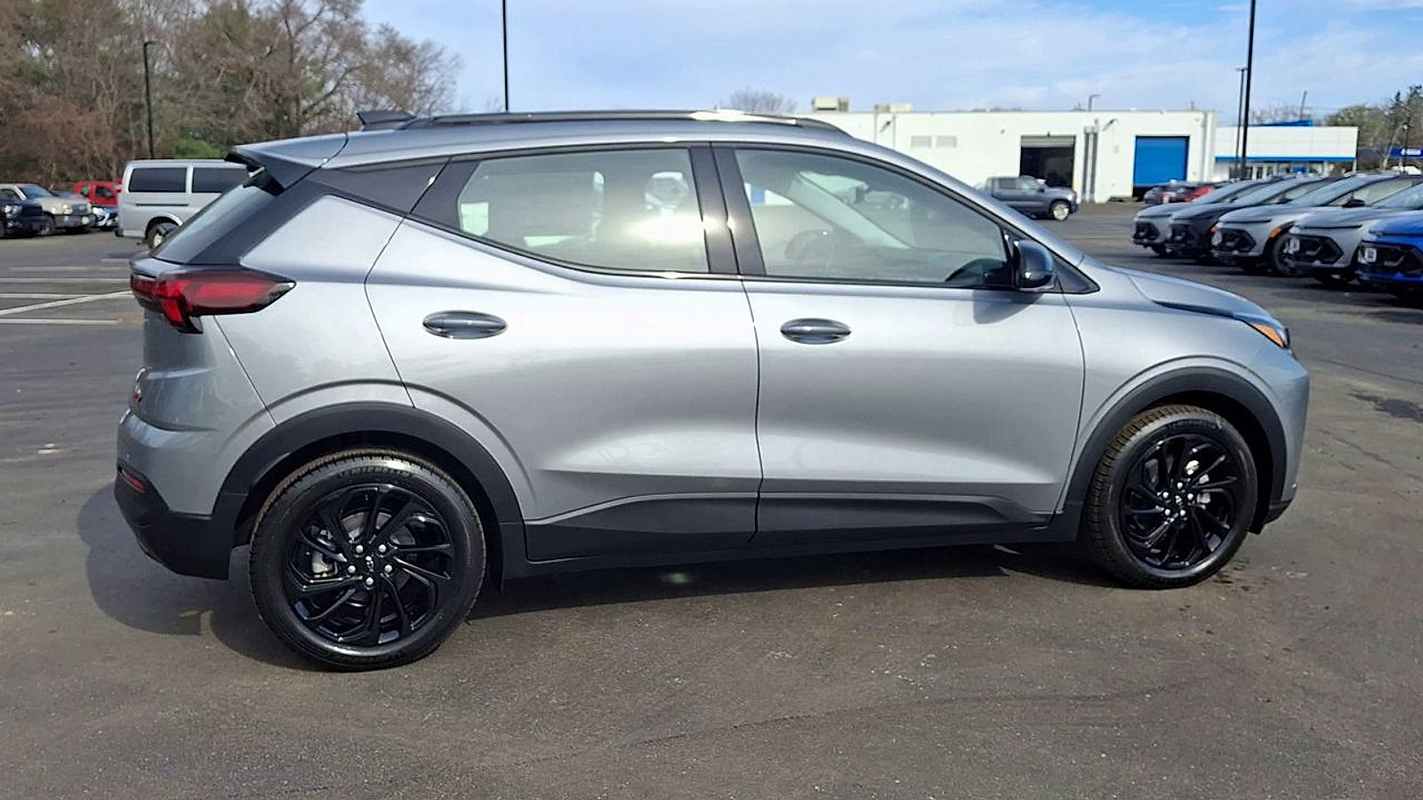 New 2027 Chevrolet Bolt RS w/ Technology Package FWD image 3