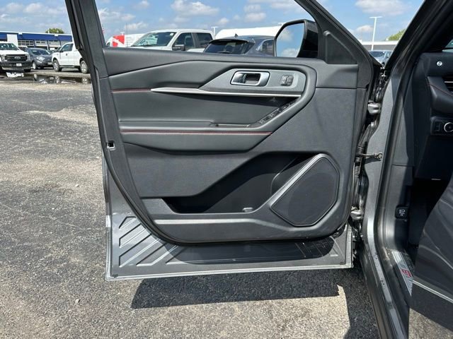 New 2025 Ford Explorer ST-Line w/ Premium Package image 22